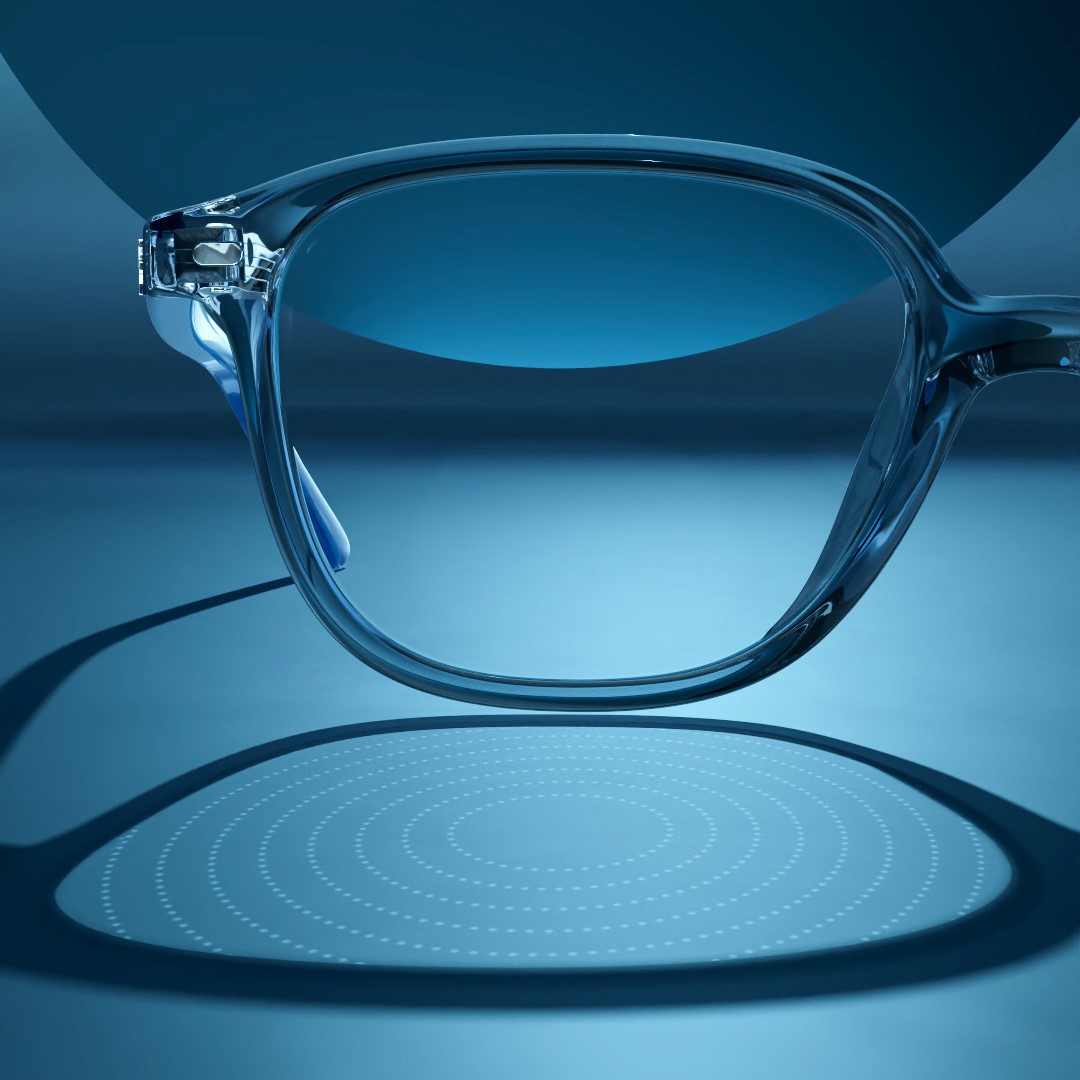 Essilor Stellest eyeglasses
